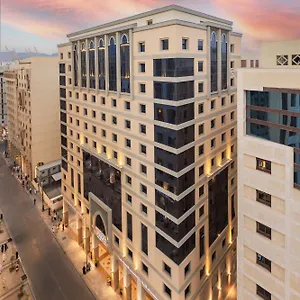 Otel Jayden, Medine